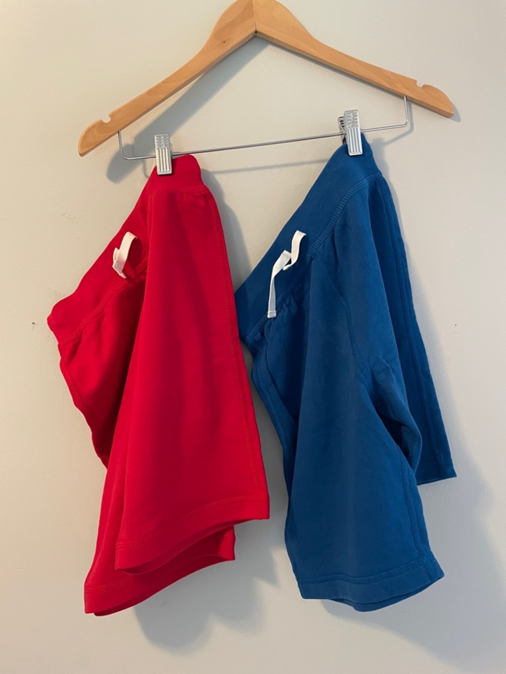 Hanna Anderson boys cotton shorts red and blue with drawstring. Size:8